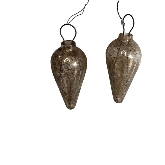 Vintage Ribbed Teardrop Glass Ornaments Silver 2" Pair With Wire Loops - Picture 3 of 5